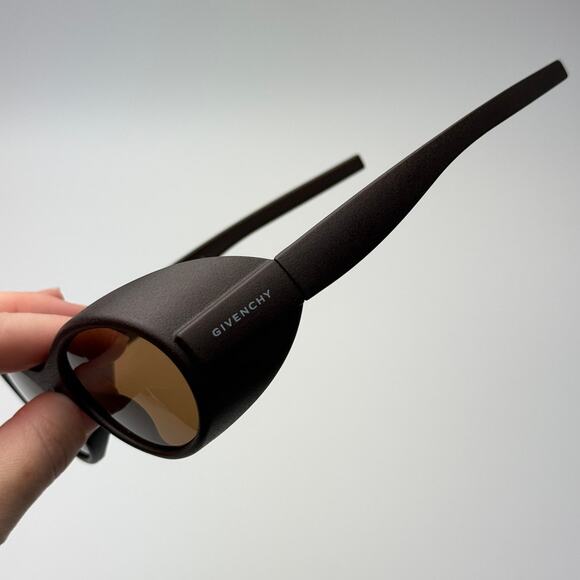 BRAND NEW Givenchy Sunglasses GV40065I 49J Dark Brown/Roviex Unisex - Picture 4 of 13